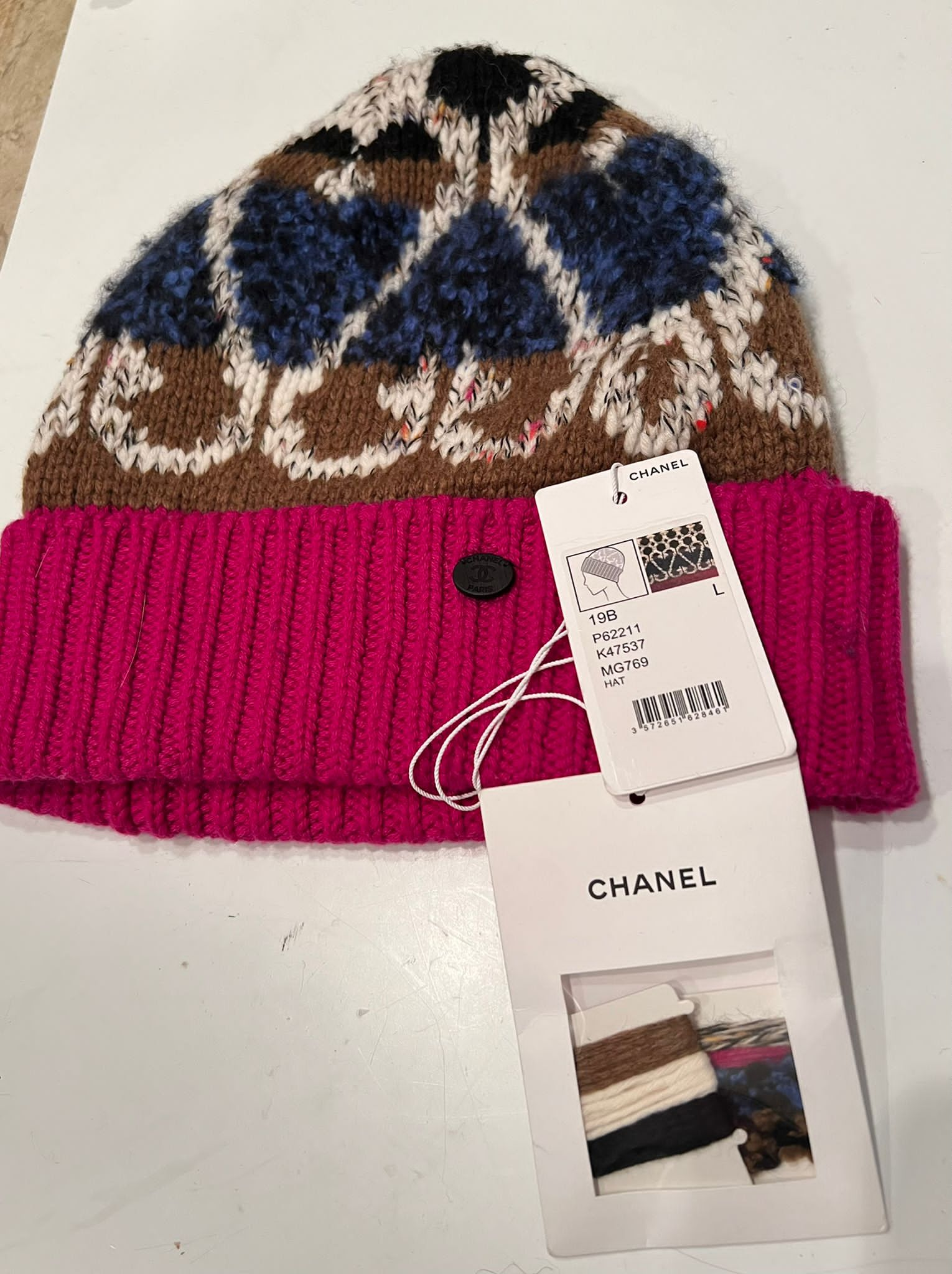 NWT Chanel 2019B 2019 Pink Winter Beanie Hat Size Large