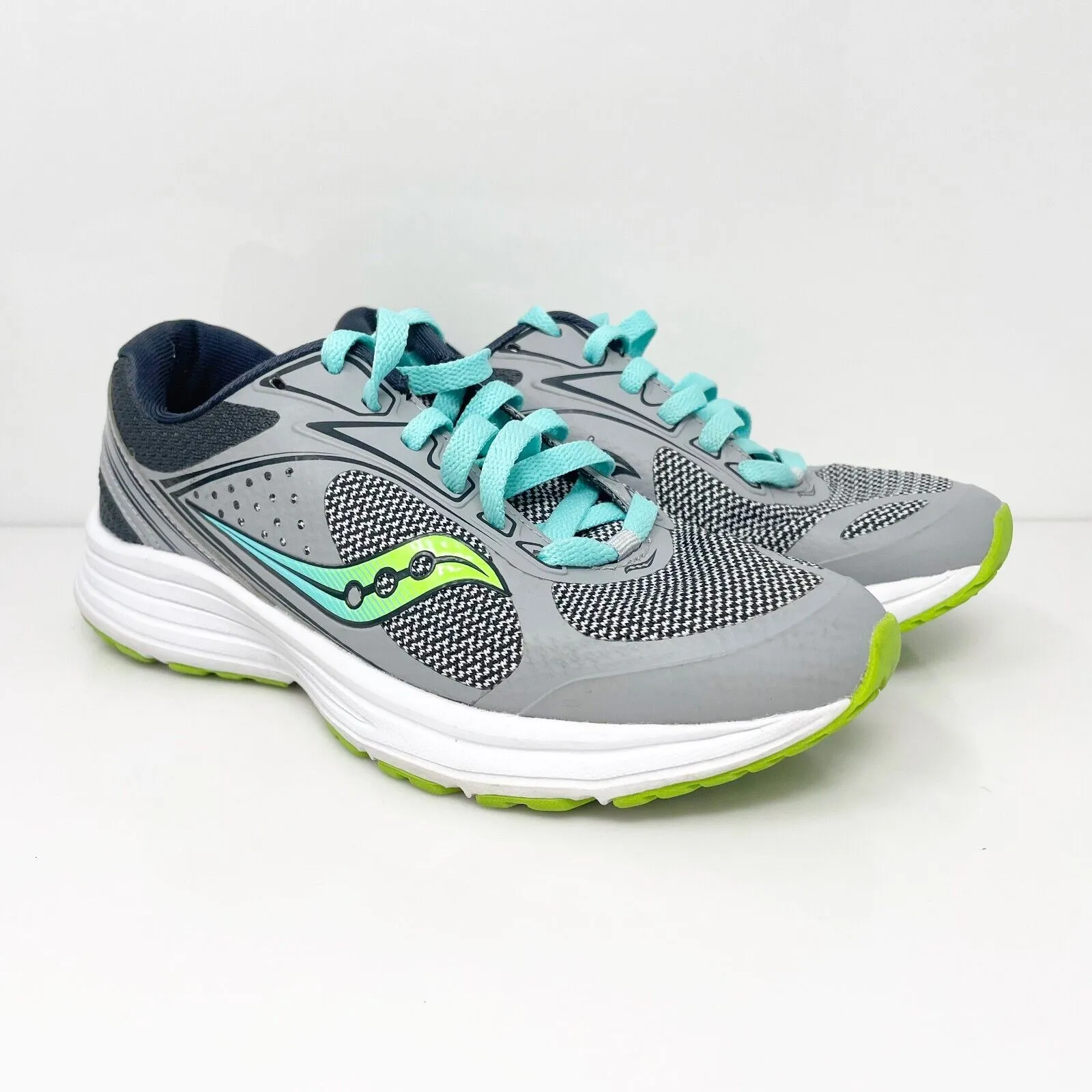 Saucony Womens Grid Seeker S15312-10 Gray Running Shoes Sneakers Size 6 W