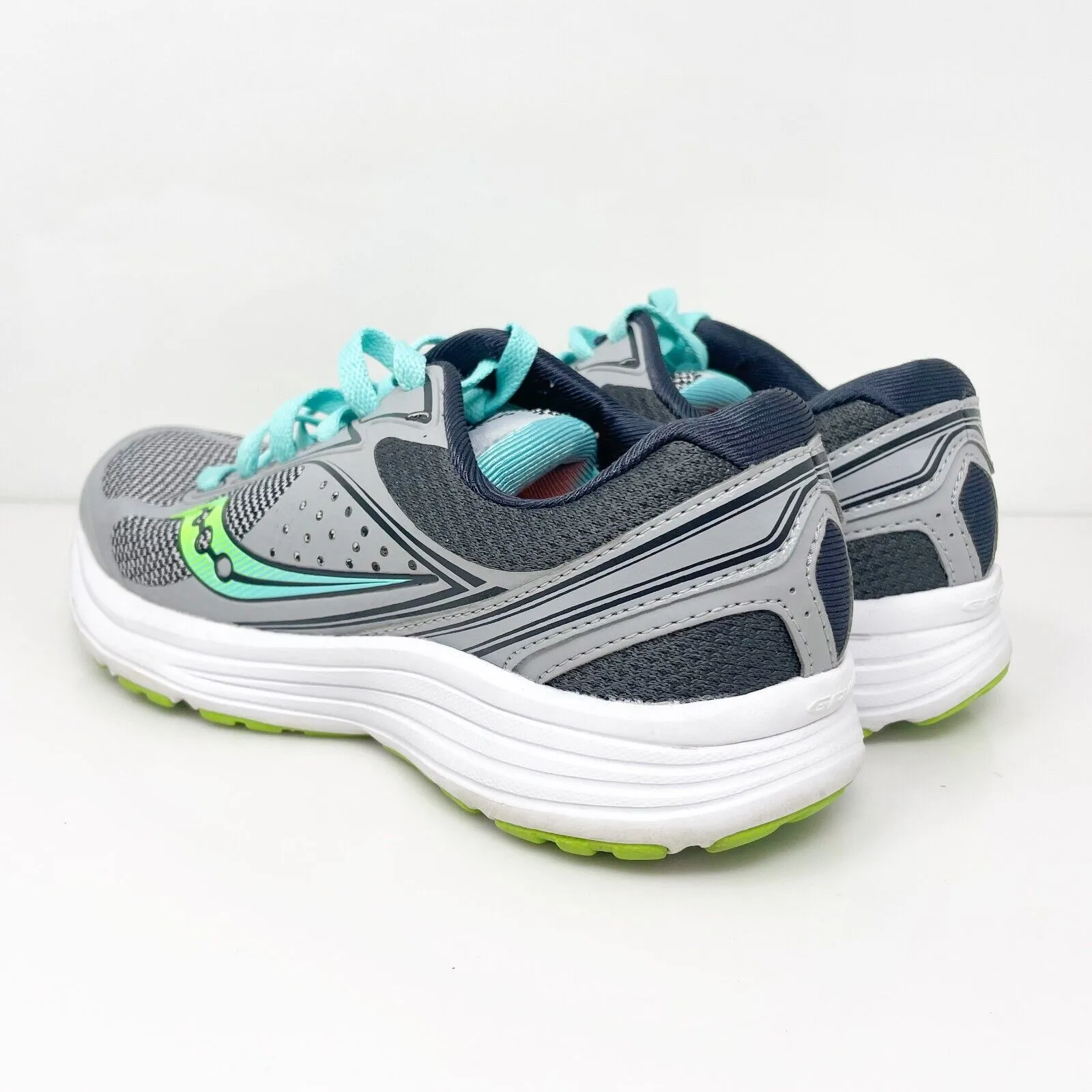 Saucony Womens Grid Seeker S15312-10 Gray Running Shoes Sneakers Size 6 W