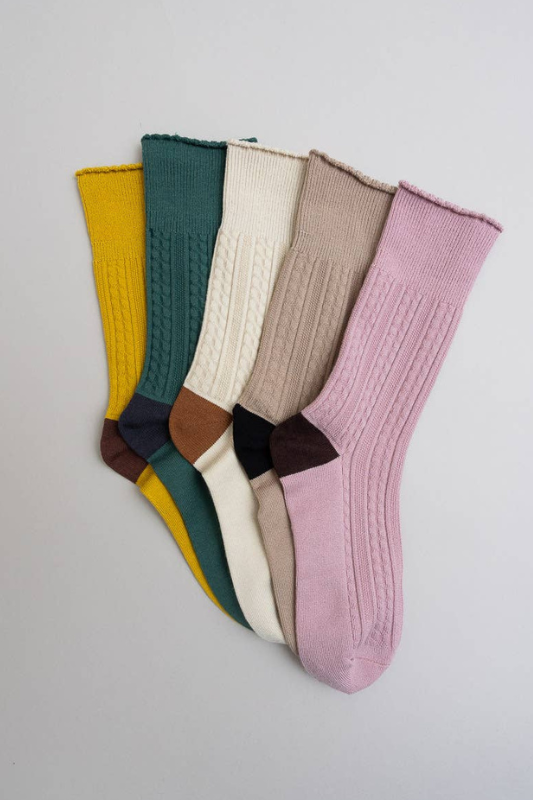 Scalloped Edge Socks