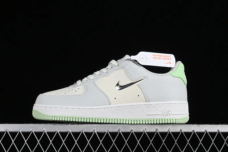 Supreme x Nike Air Force 1 07 NN SE Sea Glass Vapor Green FN8540-001