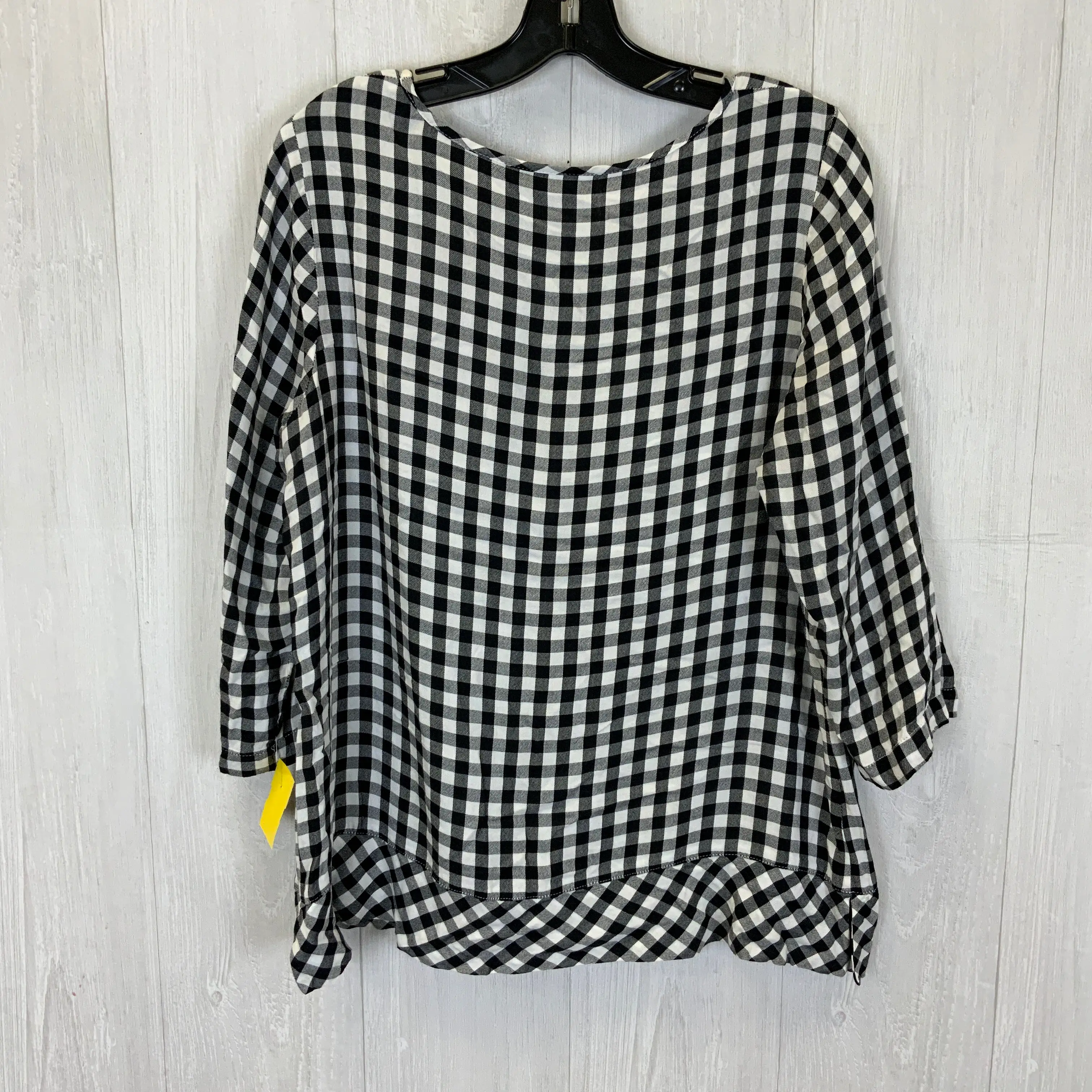 Top 3/4 Sleeve Basic By J Jill  Size: M