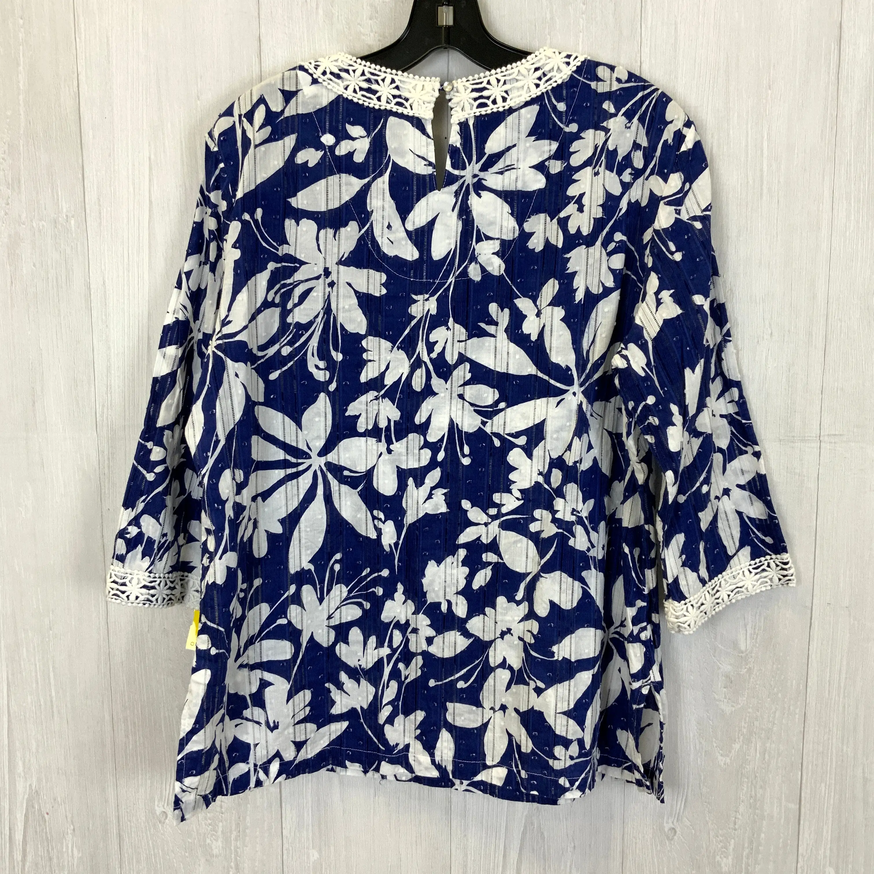 Top 3/4 Sleeve By Alfred Dunner  Size: Xl