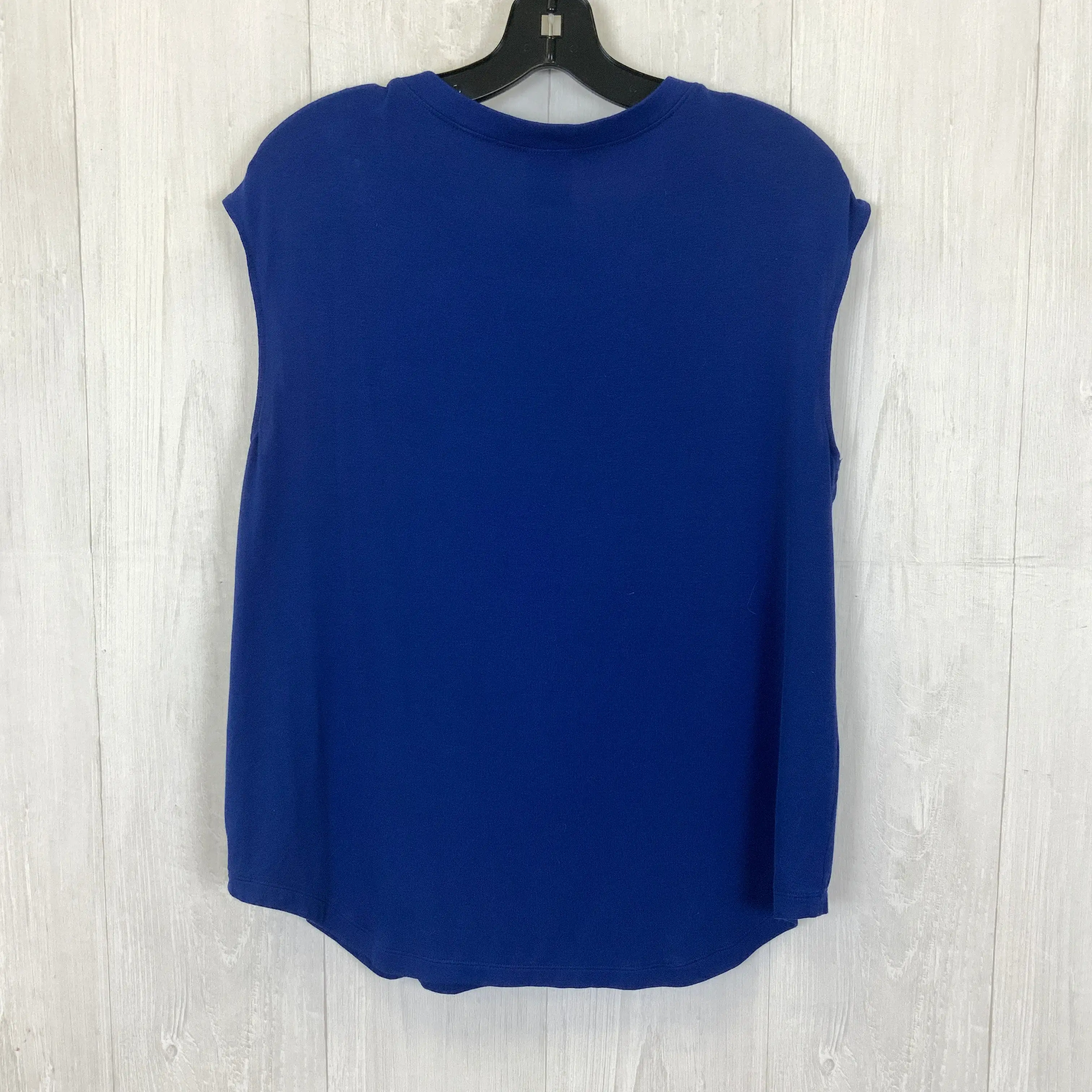 Top Sleeveless Basic By Cabi  Size: M