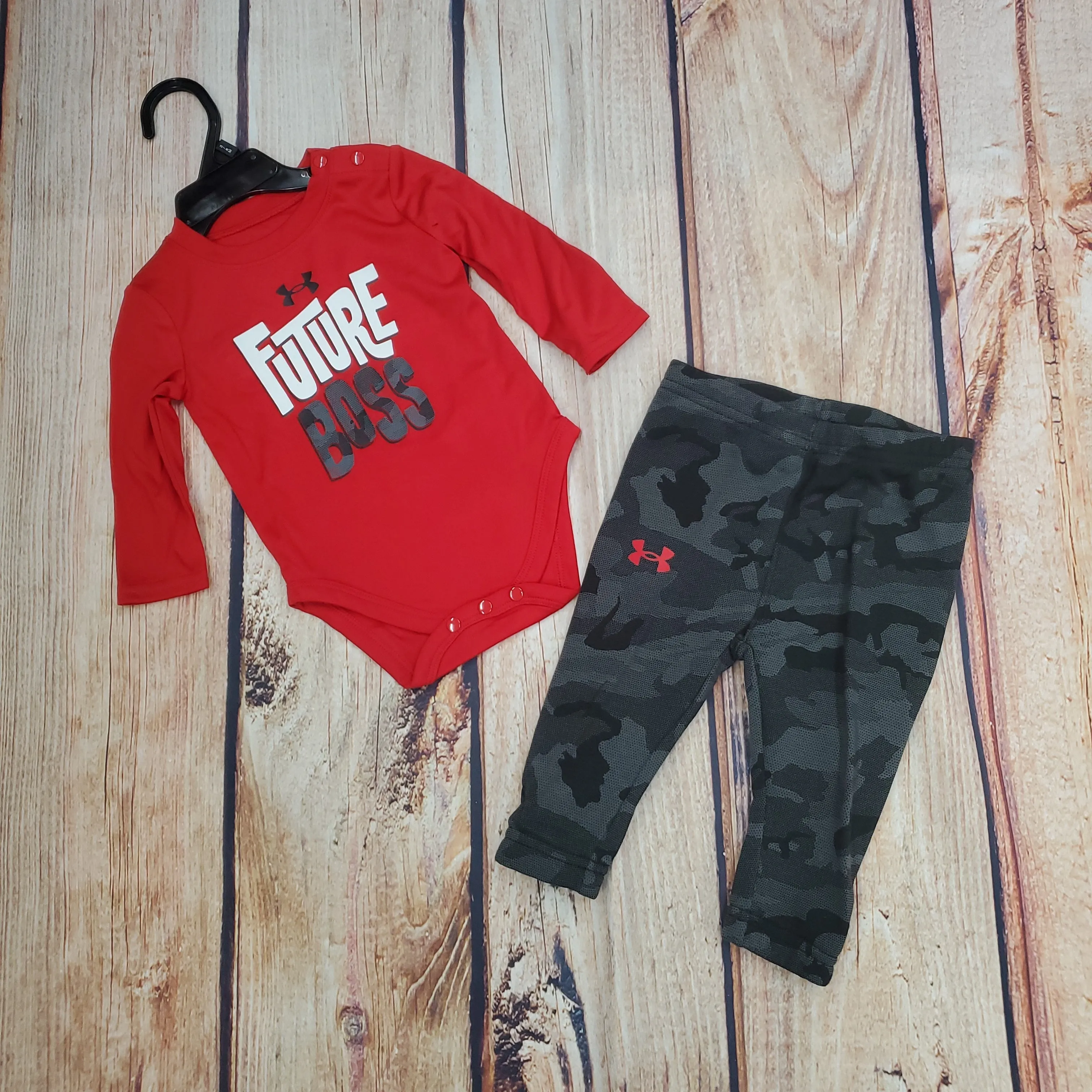 UNDER ARMOUR FUTURE BOSS RED 2PC SET