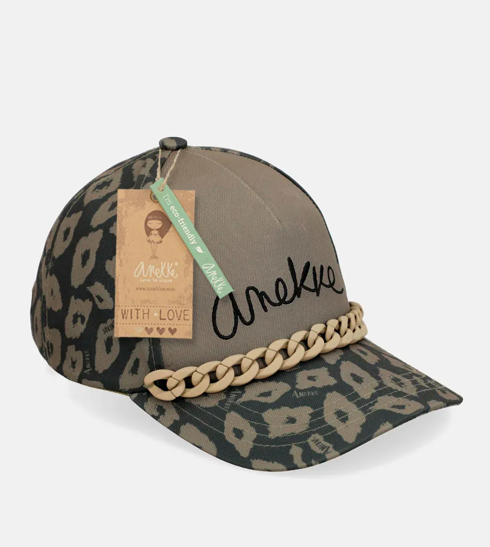 Women's leopard hat