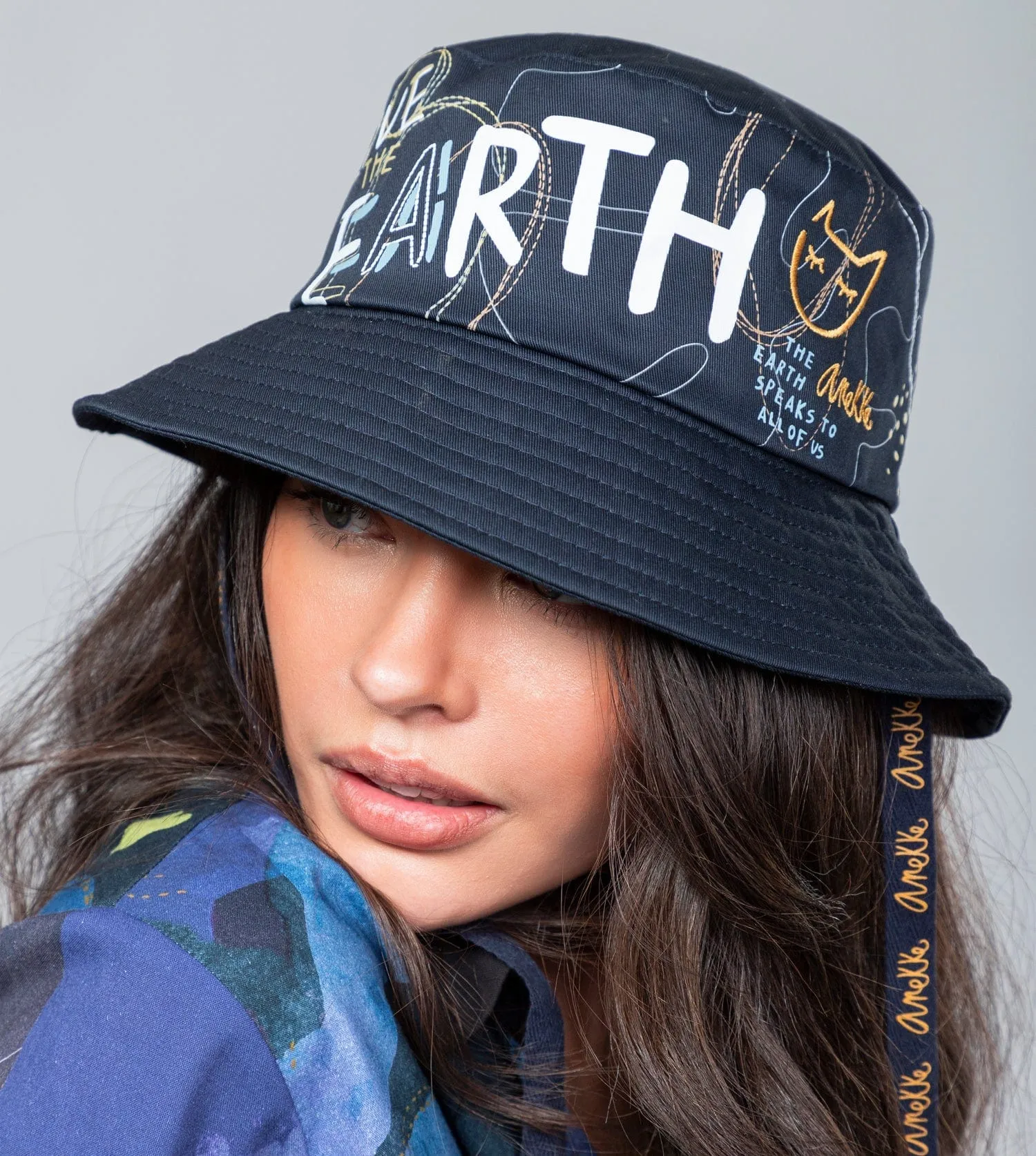 Women's Love the Earth fisherman's hat